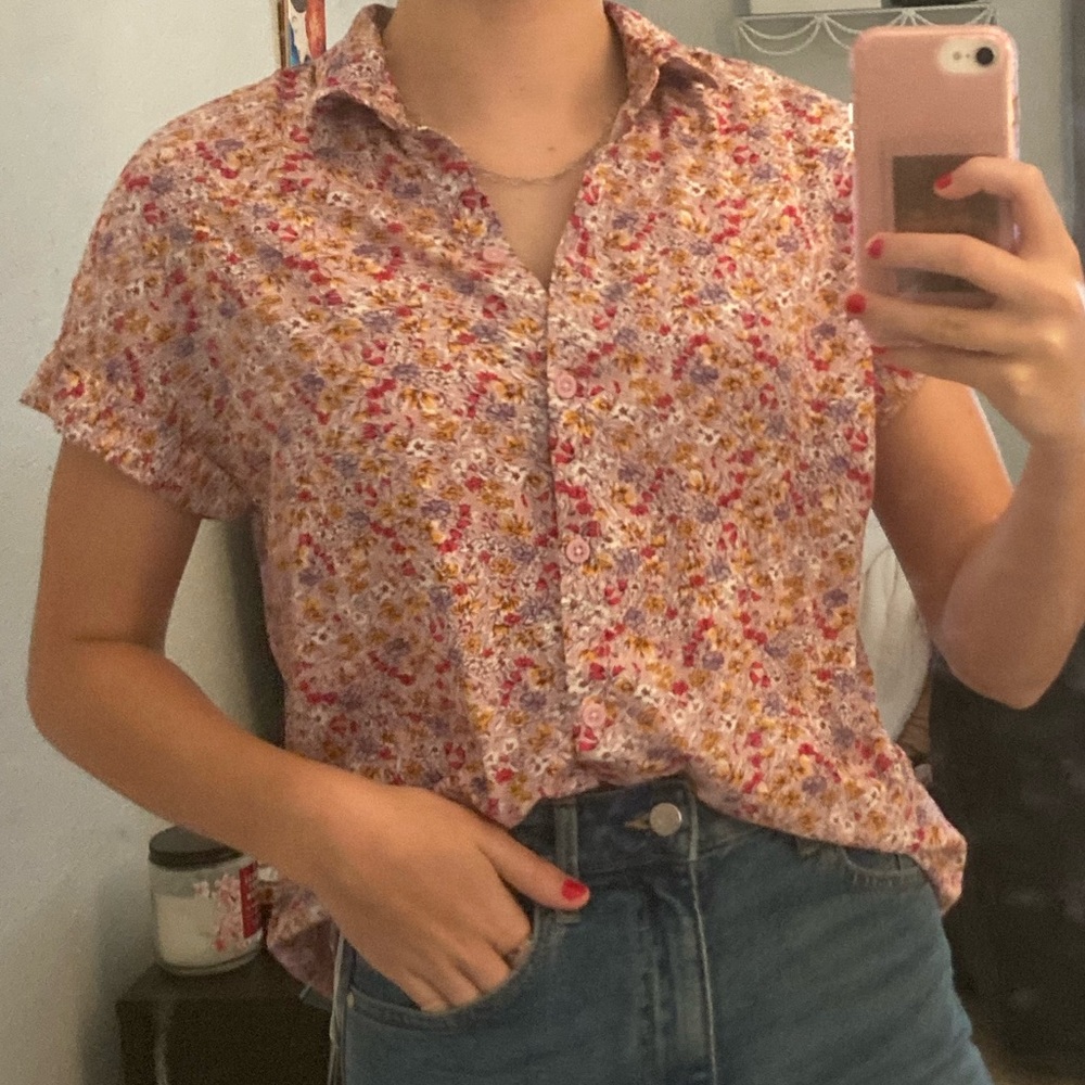 Beachlunchlounge floral blouse